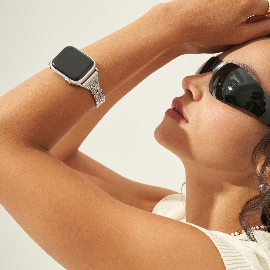 Embellura™ – Diamantverziertes Metallarmband