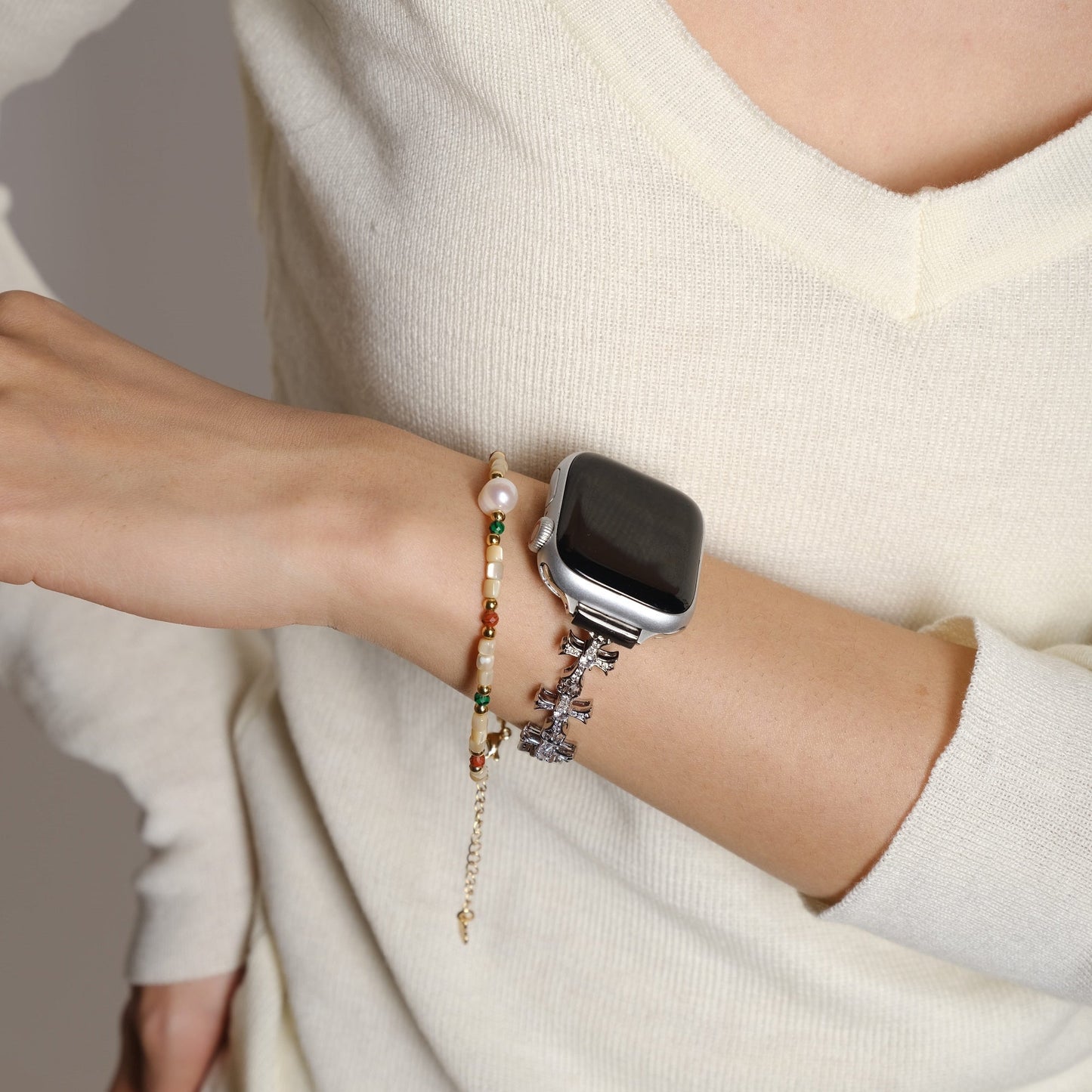 Crossglow™ – Funkelndes Kreuz-Uhrenarmband