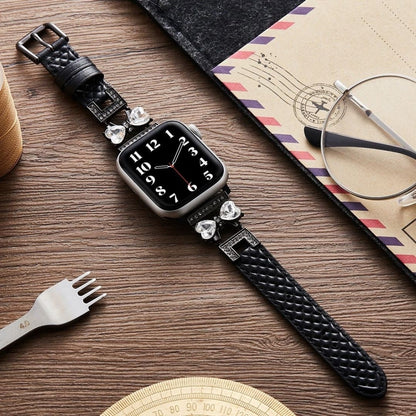 Bowrhin™ – Lederarmband mit Strass-Schleife