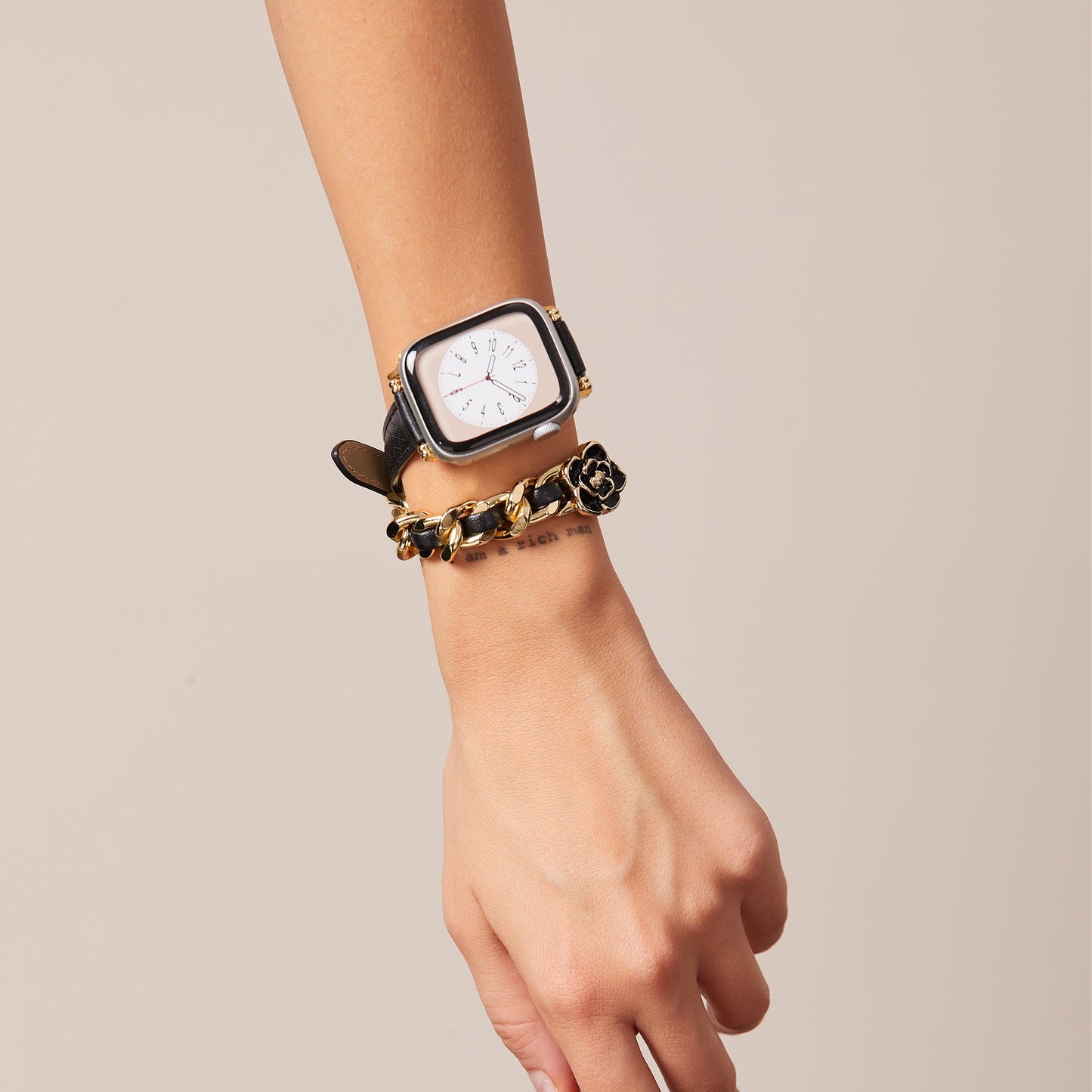 Florabelle™ – Doppellagiges Uhrenarmband mit Blumenmuster