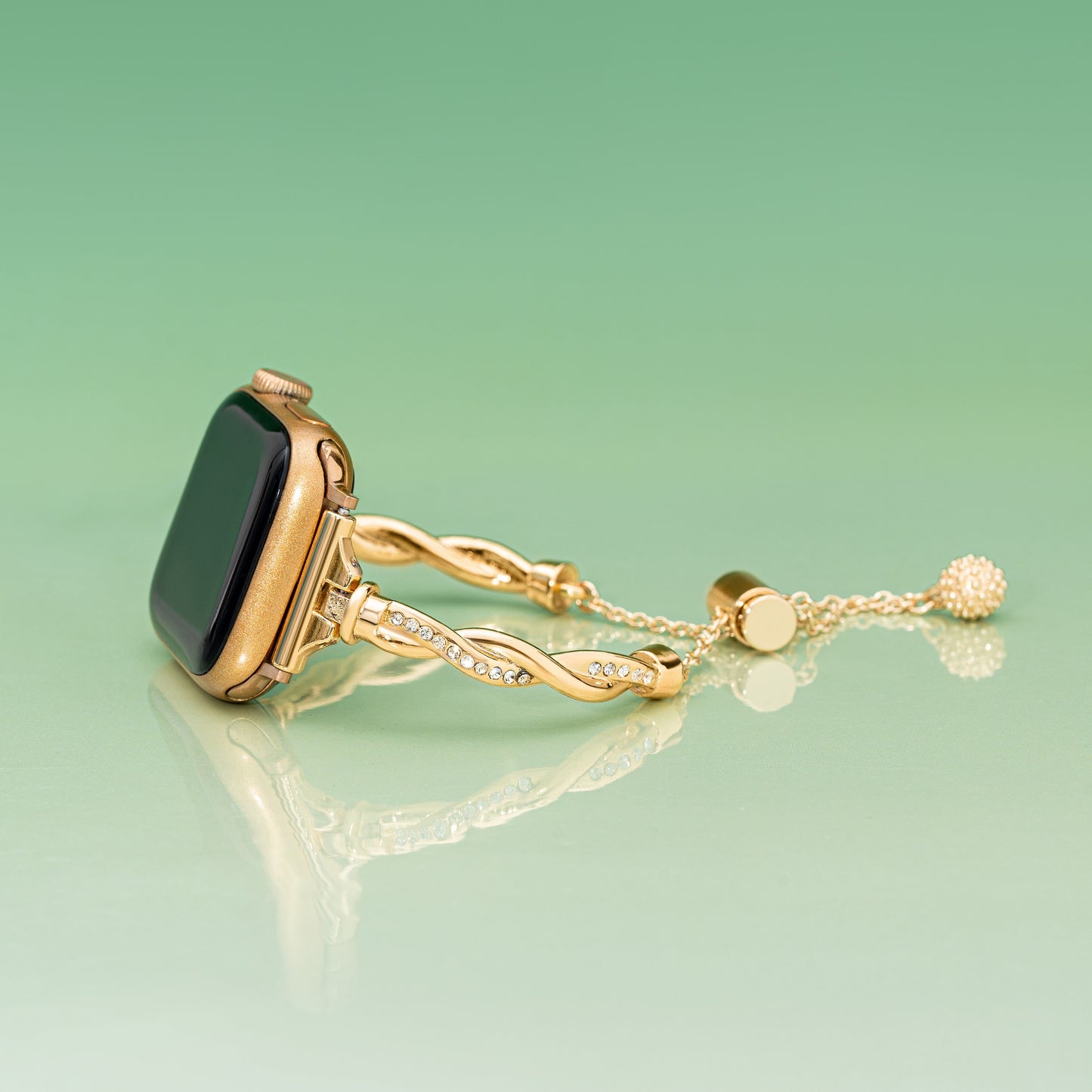 Twistella™ – Schlankes, gedrehtes Metallarmband