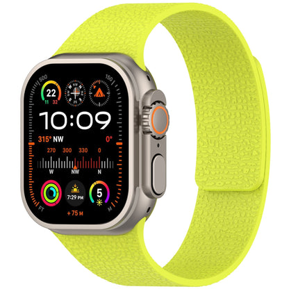 Dravo™ – Magnetic Textured Silicone Strap For Apple Watch